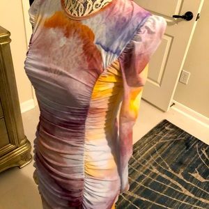 Multi-colored bodycon tissue T dress